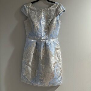Vince Camuto Brocade Cocktail Dress Size 4 Blue Silver Metallic Fit Flare V-Back